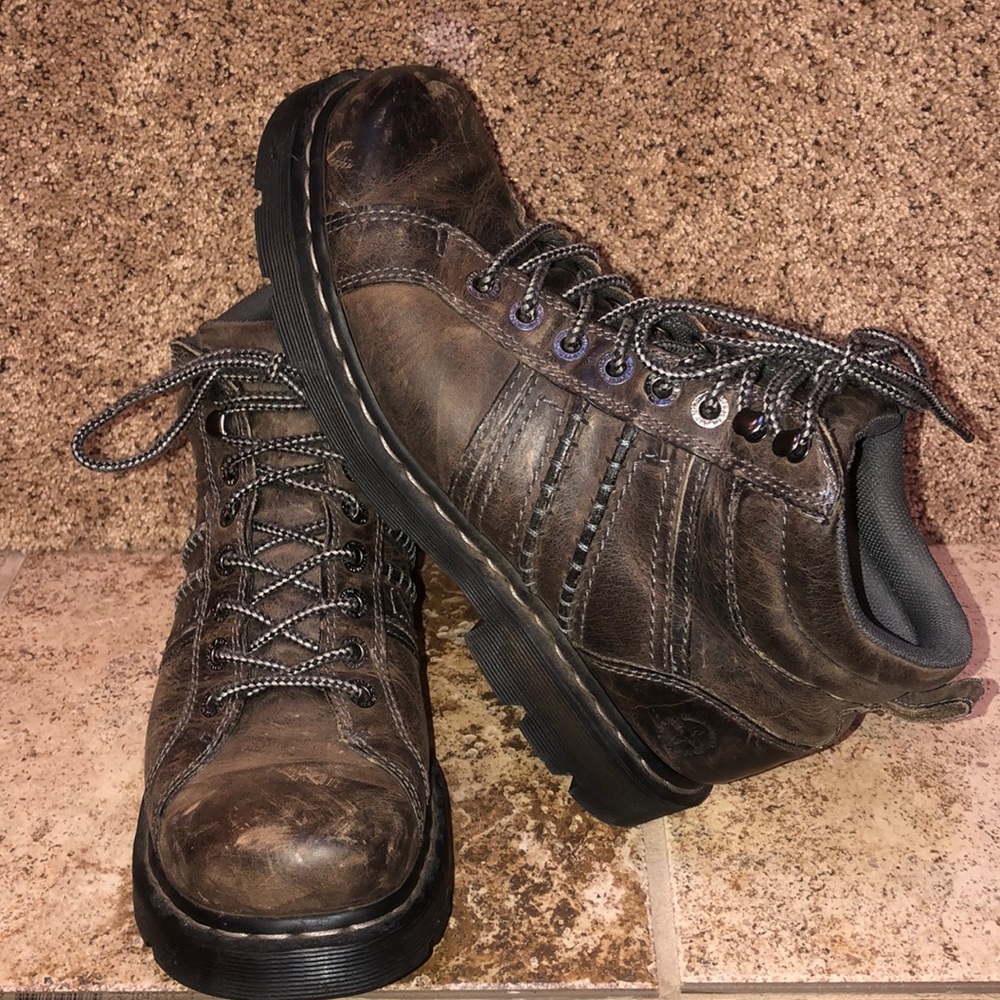 Distressed Dr Martin “Calvin” AirCushion Sole Boot